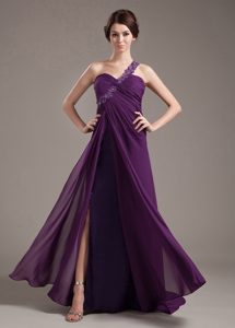 Beat Appliqued and Beaded Purple Celebrity Dresses for Prom