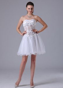 2013 Brand New White A-line Celebrity Dress with Appliques Made in Organza