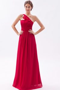 Latest Wine Red Empire One Shoulder Chiffon Dress for Celebrity with Ruching