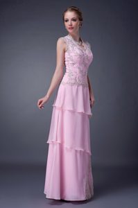Pink V-neck Straps Long Appliqued Mother of Bride Dresses with Layers