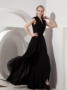 Black V-neck Long Chiffon Mother of Bride Dress with Ruching on Sale