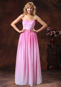 Chiffon Sweetheart Pink Long Prom Dresses for Debutante Ball with Ruching