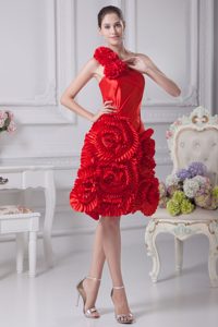 Red One Shoulder Prom Theme Dress with Rolling Flowers and Handle Flowers
