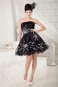 A-line Strapless Black Prom Evening Dresses with Beadings in Organza for 2014