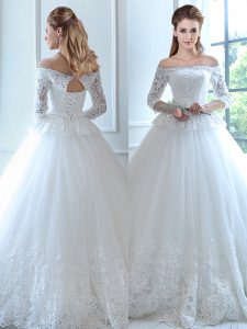Sleeveless Lace and Appliques Lace Up Bridal Gown