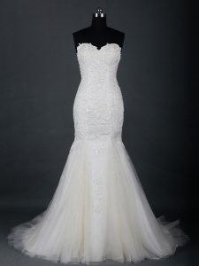 White Tulle Zipper Sweetheart Sleeveless Wedding Dresses Brush Train Lace