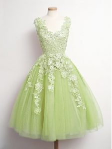 Pretty Yellow Green A-line V-neck Sleeveless Tulle Knee Length Lace Up Appliques Wedding Guest Dresses