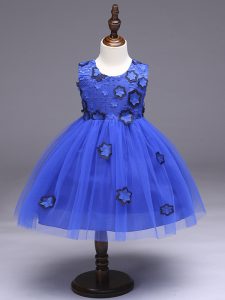 Perfect Royal Blue Tulle Zipper Scoop Sleeveless Knee Length Little Girls Pageant Gowns Appliques and Bowknot