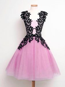 High Class A-line Dama Dress for Quinceanera Lilac Straps Tulle Sleeveless Knee Length Lace Up