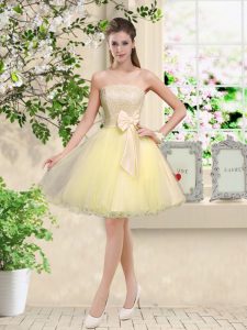 Knee Length Light Yellow Bridesmaid Dress Organza Sleeveless Lace and Belt