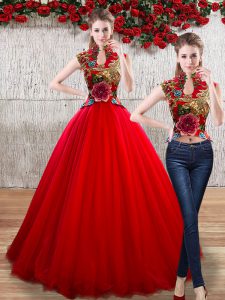 High-neck Sleeveless Vestidos de Quinceanera Floor Length Appliques Red Organza