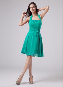 Turquoise Empire Halter Top Sleeveless Chiffon Knee Length Zipper Ruching Mother Of The Bride Dress