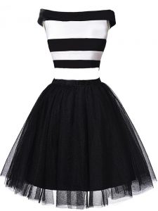 New Style White And Black Two Pieces Off The Shoulder Sleeveless Tulle Mini Length Zipper Ruching Dress for Prom