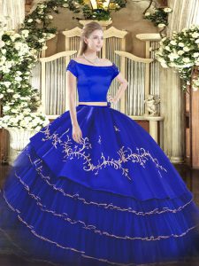 Glittering Royal Blue Two Pieces Embroidery and Ruffled Layers Sweet 16 Dresses Zipper Organza and Taffeta Short Sleeves