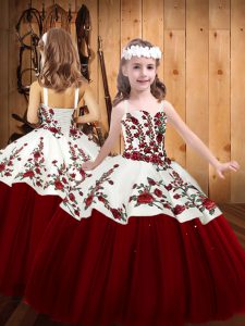 Custom Designed Tulle Straps Sleeveless Lace Up Embroidery Little Girls Pageant Gowns in Red