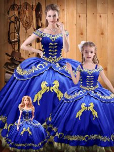 Fashion Royal Blue Off The Shoulder Lace Up Beading and Embroidery Sweet 16 Dresses Sleeveless