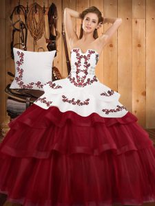 Nice Lace Up Vestidos de Quinceanera Burgundy for Military Ball and Sweet 16 and Quinceanera with Embroidery and Ruffled