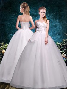 Fantastic White Ball Gowns Beading and Bowknot Wedding Dresses Lace Up Tulle Sleeveless Floor Length