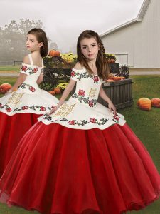 Stylish Spaghetti Straps Sleeveless Lace Up Embroidery Pageant Gowns For Girls in Red