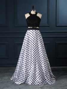 Modern White And Black Sleeveless Lace Zipper Prom Dress