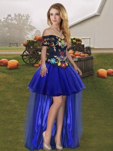 Dazzling Royal Blue A-line Off The Shoulder Sleeveless Tulle High Low Lace Up Embroidery Prom Dress