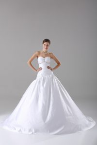 Latest White Lace Up Sweetheart Beading Wedding Dress Taffeta Sleeveless Brush Train