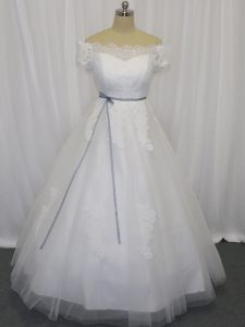 Off The Shoulder Short Sleeves Lace Up Bridal Gown White Tulle