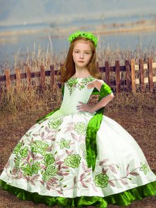 Sleeveless Satin Floor Length Lace Up Kids Formal Wear in White with Embroidery