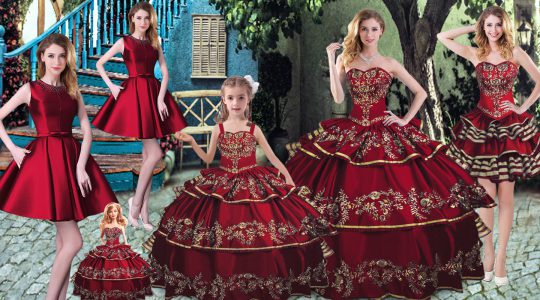 Glamorous Floor Length Wine Red Quinceanera Dress Sweetheart Sleeveless Lace Up