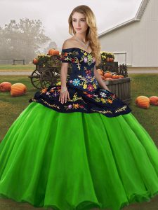 Gorgeous Tulle Off The Shoulder Sleeveless Lace Up Embroidery Quinceanera Dresses in Green