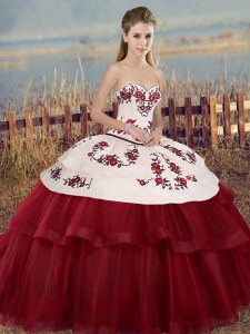 Ball Gowns Quinceanera Gown White And Red Sweetheart Tulle Sleeveless Floor Length Lace Up