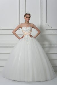 White Lace Up Wedding Dresses Beading and Lace Sleeveless Floor Length
