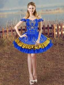 Great Royal Blue Ball Gowns Satin Off The Shoulder Sleeveless Embroidery Mini Length Lace Up Prom Dresses