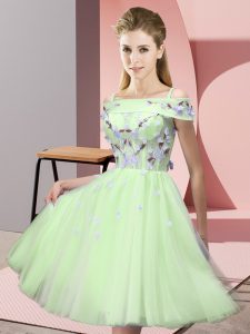Romantic Knee Length Lace Up Quinceanera Dama Dress Yellow Green for Wedding Party with Appliques