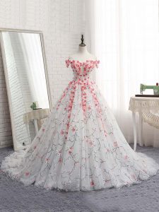High Quality Ball Gowns Sleeveless White 15th Birthday Dress Brush Train Lace Up