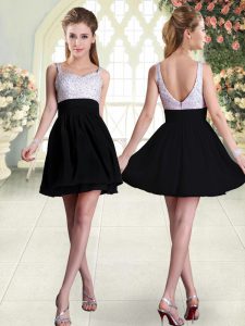 Enchanting Sleeveless Chiffon Mini Length Backless Prom Party Dress in Black with Beading