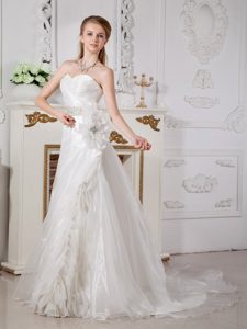 Classical Sweetheart Organza Wedding Dress for Prom with Beading for Less