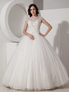 New Luxurious Ball Gown High-neck Wedding Dress with Sequins and Lace