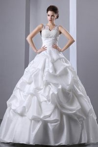 Elegant A-line V-neck Wedding Dresses with Appliques and Pick-ups