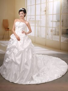 Popular Beading Decorated Bodice White Bridal Gowns with Chapel Train