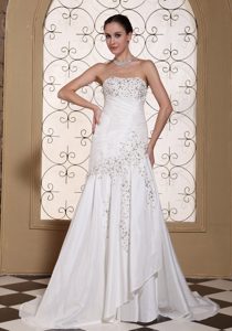 Must-have Ruched Beading White Strapless Bridal Gown with Brush Train