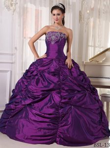 Unique Purple Strapless Quinceanera Gowns Dresses in with Embroidery