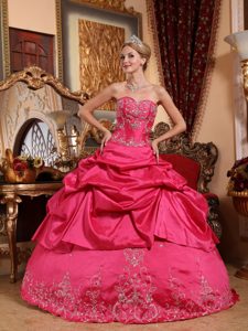 Must-have Hot Pink Sweetheart Embroidery Quinceanera Gowns Dress in