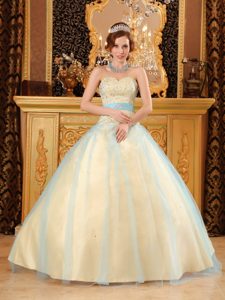 Delish A-line Sweetheart Beading Satin and Organza Quinceanera Gown Dresses