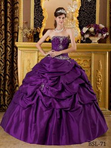 Multi-tiered Strapless Appliqued Dresses for a Quince in Eggplant Purple