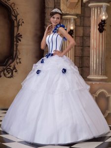 Surprising White One Shoulder Quinces Dress and Tulle with Blue Flowers