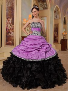 2015 Colorful Sweetheart and Organza Quinceanera Dress with Ruffles
