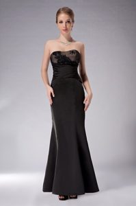 Best Black Strapless Long Satin Mother of Bride Dress with Appliques