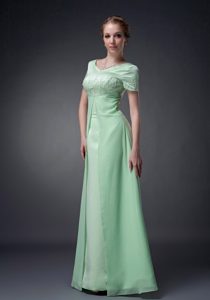 New V-neck Short Sleeves Apple Green Appliqued Long Mother of Bride Dress