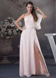 One Shoulder Short Sleeves Chiffon Mother of the Bride Dress with High Slit
